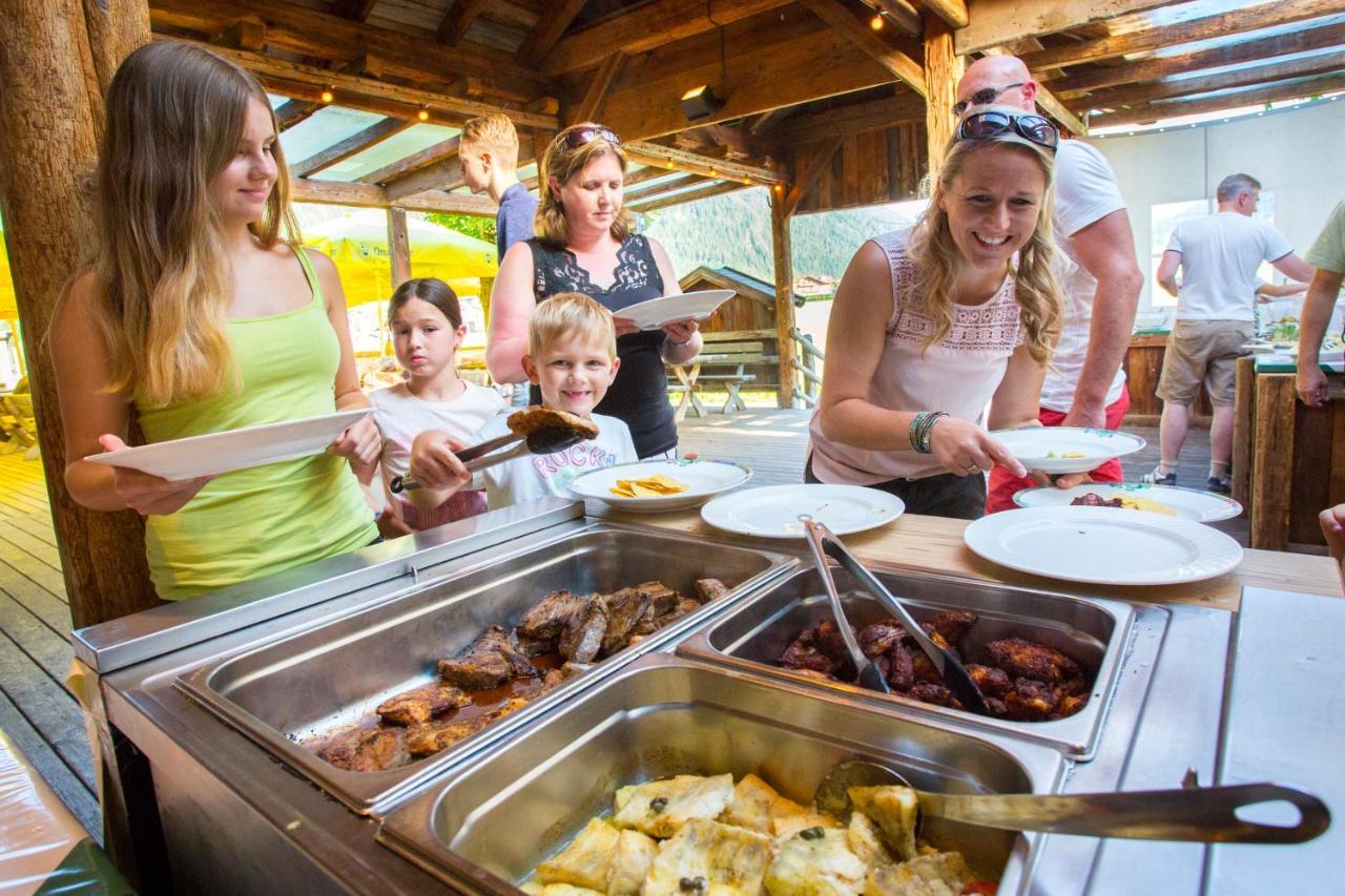 Alpenchalets Flachauer Gutshof Экстерьер фото