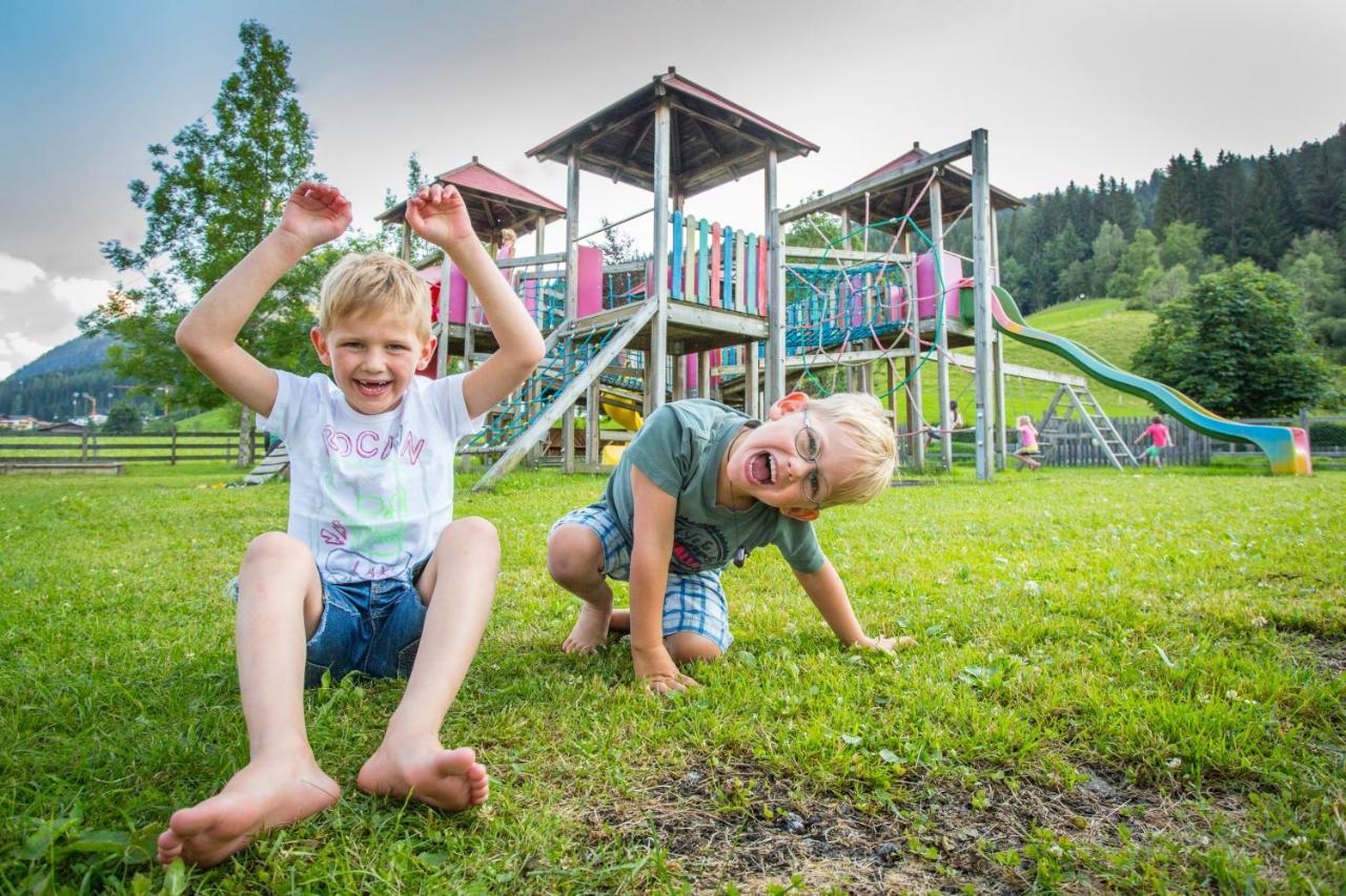 Alpenchalets Flachauer Gutshof Экстерьер фото