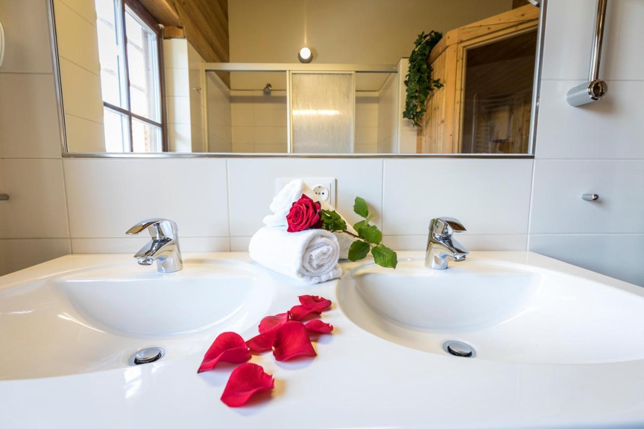 Alpenchalets Flachauer Gutshof Экстерьер фото